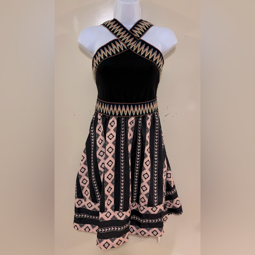 SHEIN Crisscross Neck Cut Out Dress
